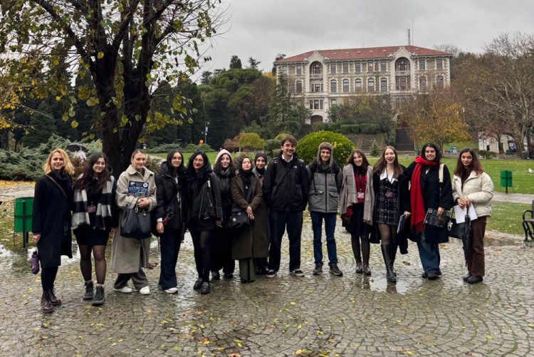 İngiliz Dili ve Edebiyatı Bölümü Öğrencilerimizin Konferans Katılımı